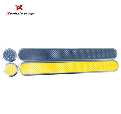 Latest company news about Indicatori tattili di colore ROADSAFE giallo pavimentazione 304/316 strisce di indicatore strisce di superficie di plastica