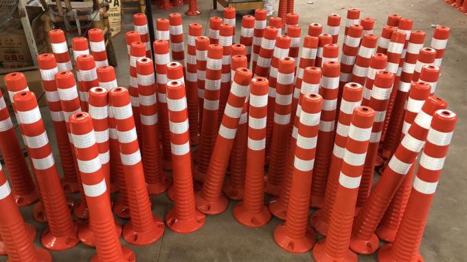 Segnale di parcheggio a molla Sicurezza stradale Segnale di parcheggio a filo a vite in PU flessibile Segnale di parcheggio 11