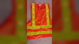 Visibilità del gilet di sicurezza a LED luminosi
