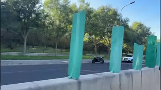 Pannelli antiriflesso per una guida più sicura in autostrada